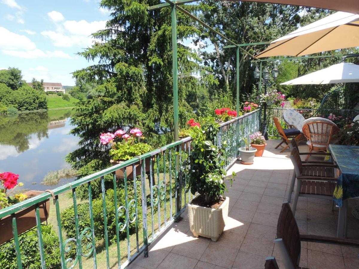 Le Jardin Des Cygnes Pineuilh Exterior photo